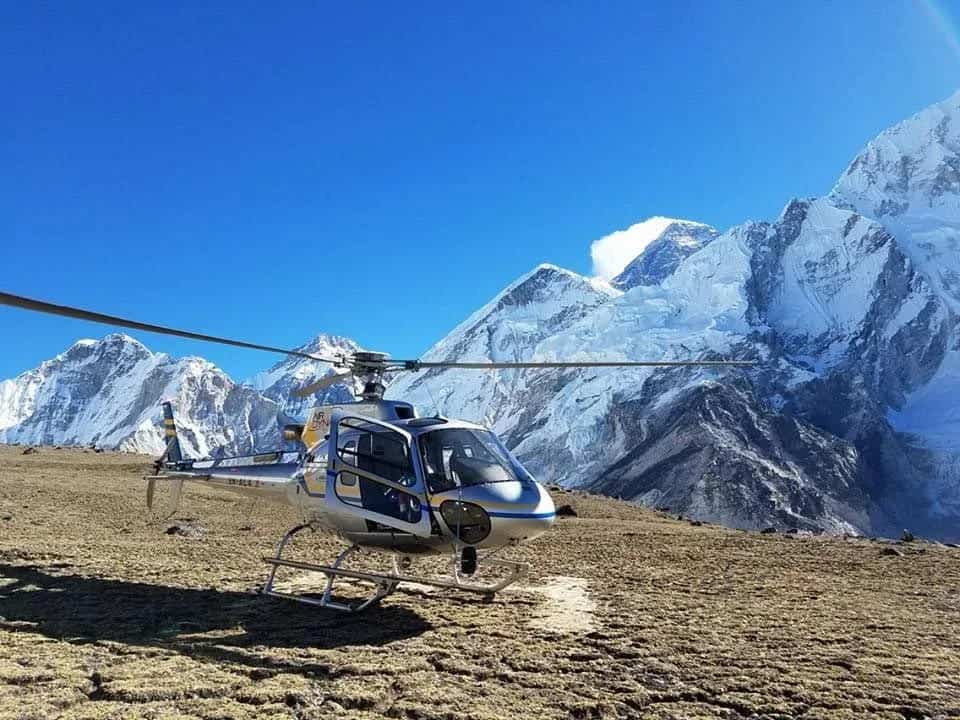 Everest Base Camp Deluxe Trek With Helicopter Ride
