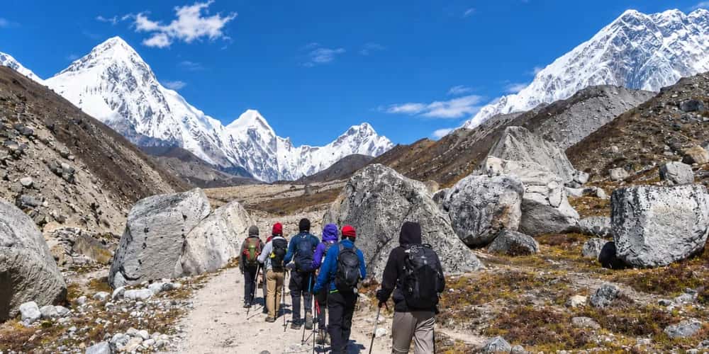 High-Altitude Safety & Acclimatization Protocol