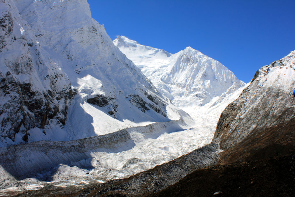trekking manaslu