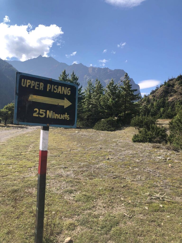 Trail direction sign on the Annapurna Circuit